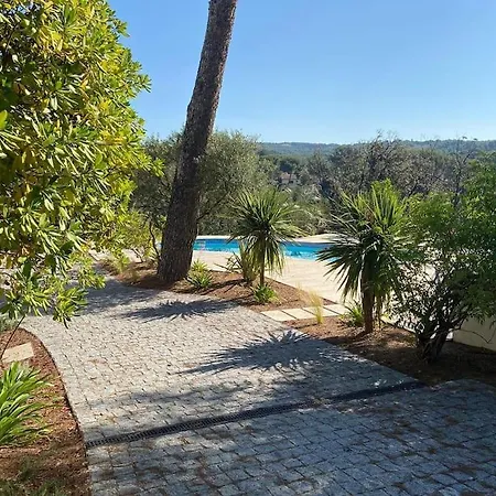 Alba Yourhosthelper La Ciotat